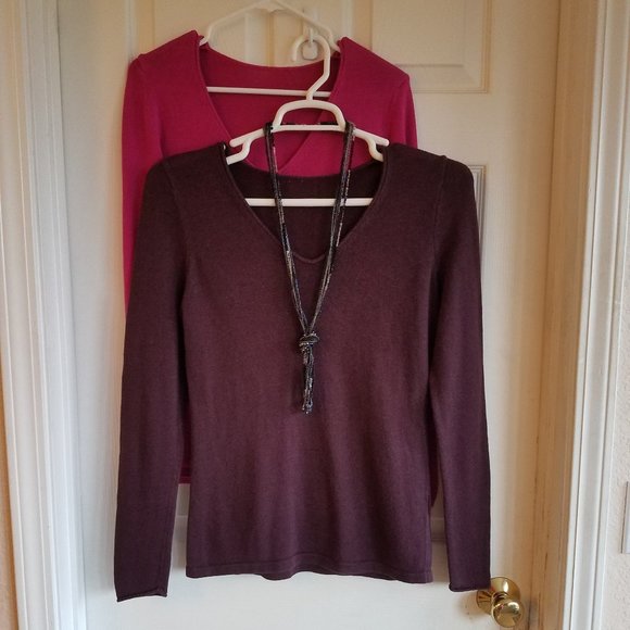 2 for 1 - V Neck sweaters - Picture 2 of 12